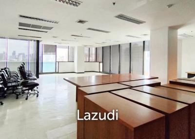 Office for rent in Klongtoey