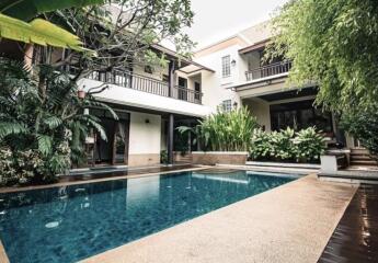 2-Storey pool villa with private pool