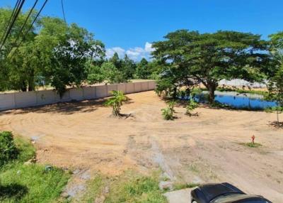 Big land for sale with a 2-Storey house