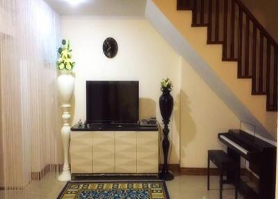 Sale 3 bedroom townhouse near the beach Pattaya