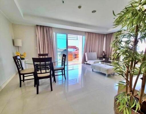 Beachfront condo with 1 bedroom for sale