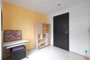 Condo with 2 bedrooms in Buakhao area