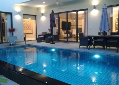 Newly renovated pool villa on Lake Mabprachan