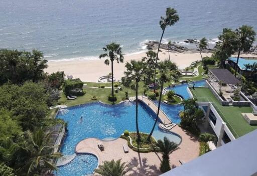 1 bedroom condo with sea view at Wongamat Beach