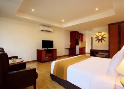 Hotel 4* in the center Pattaya for sale