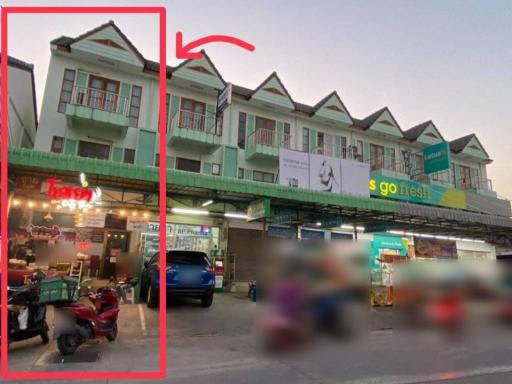 Commercial Building with 3 floors for sale in Chonburi