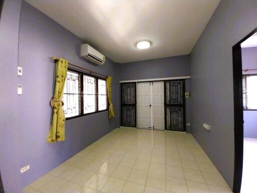 One-Storey House with 2 bedrooms