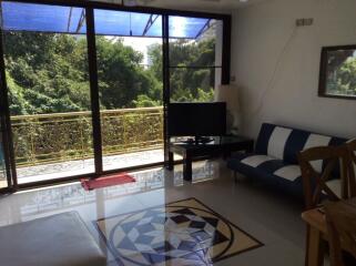 Pattaya 5 Bedrooms Townhome in Village Discounted