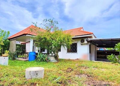 Single house in peaceful area for sale