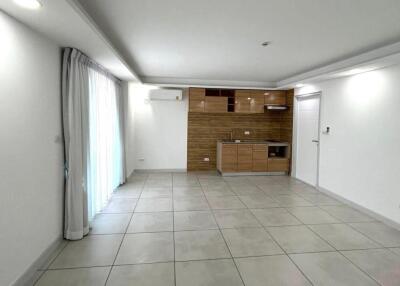 Condo with 1 Bedroom for sale and rent