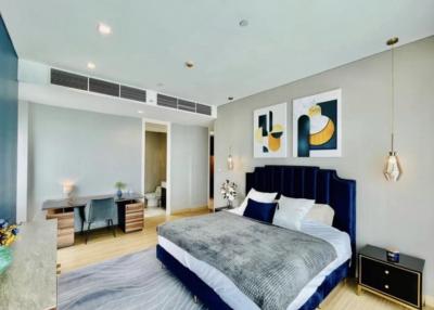 Luxury Condo 4 Bedrooms with Sea View
