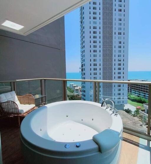 Luxury condo with 1 bedroom and sea view