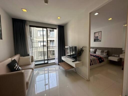 Modern style condo in the heart of Pattaya
