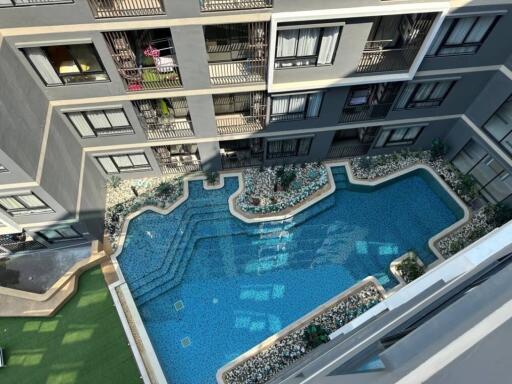 Modern style condo in the heart of Pattaya