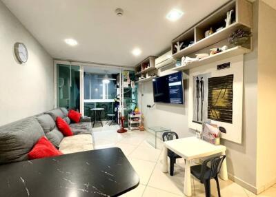 Fully furnished 1 Bedroom Condo for sale