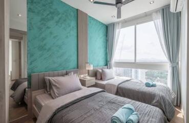 Beautiful 3 bedroom Condo with sea view in Na-Jomtien