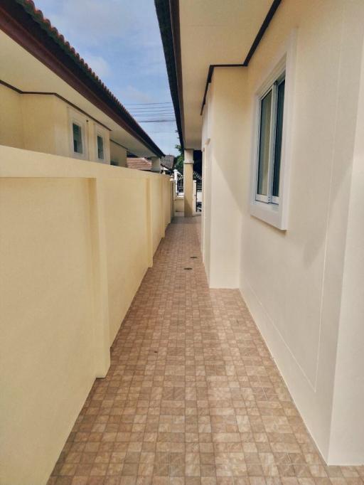 Two bedroom house in Bang Saray