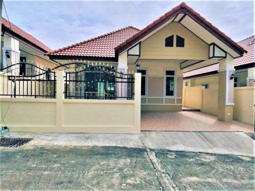 Two bedroom house in Bang Saray