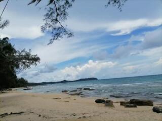 Beachfront land 53 Rai (84800 sq/m) in Koh Kood island for sale