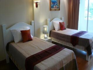 Hotel 100 rooms near Sukhumvit road