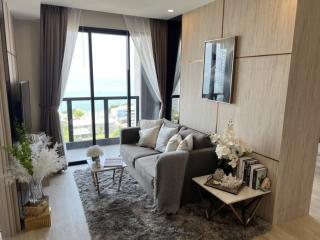 Spectacular two bedroom condo at Pratamnak