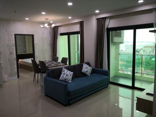 Great 2 bedroom sea view apartment in Jomtien