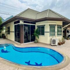 Poolvilla with 3 Bedrooms for sale