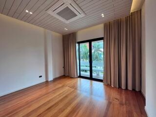 Beautiful 3 Bedrooms House in Pattaya for Sale