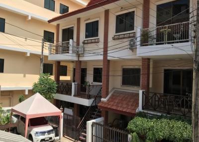 Double Town House for sale in Pattaya