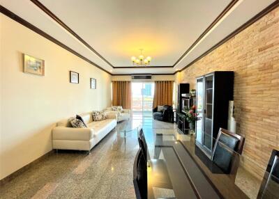 Spacious one bedroom condo at Dongtan Beach