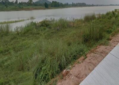 4 Rai land next to Chak Nok Lake