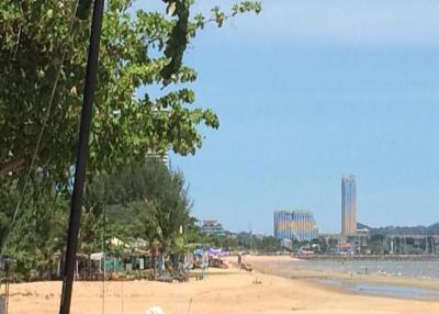 Land in Na Jomtien with 1,372 sqm. for sale