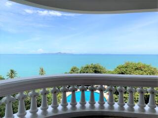 Condo with 3 Bedrooms and ocean view