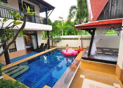 Thai-modern style pool villa four bedrooms