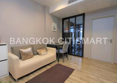 Condo at THE LINE Jatujak Mochit for rent