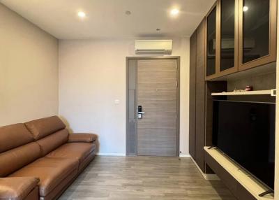 1 Bed 1 Bath 35 SQ.M The Room Sukhumvit 69