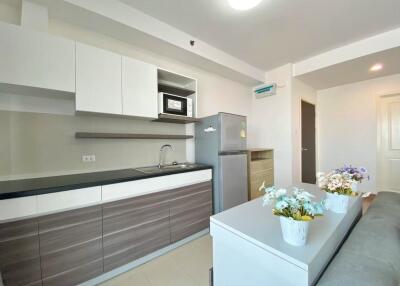 2 Bedrooms Supalai Mare for Sale