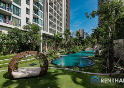 Riviera Wongamat! Luxury condo for just 2.99M Baht