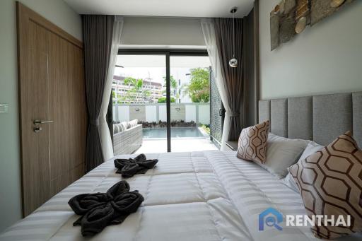 Pool Villa in the Heart of Pattaya City from a Reputable Developer for Sale!