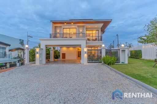 For sale house 4 bedrooms at Rungsii Village