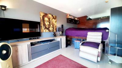 Large Studio for Sale in T.W. Condo Jomtien