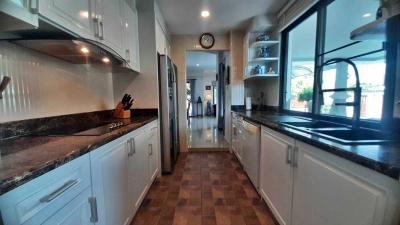 Chaiyapruek Pool House for Sale in Pattaya