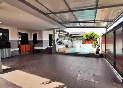 Chaiyapruek Pool House for Sale in Pattaya