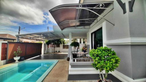 Chaiyapruek Pool House for Sale in Pattaya