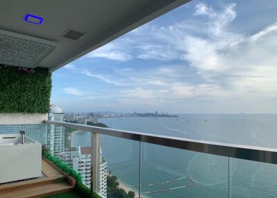 The Palm 2 Bedroom Condo for Sale in Pattaya