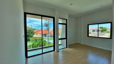 East Pattaya 4 Bedroom New House for Sale