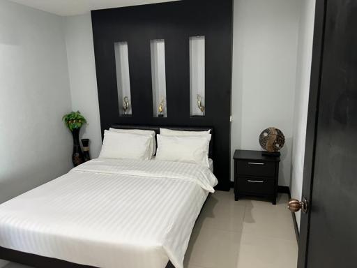 TW Jomtien Condo for Sale in Thepprasit