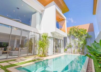 Stylish Pool Villa in Pasak