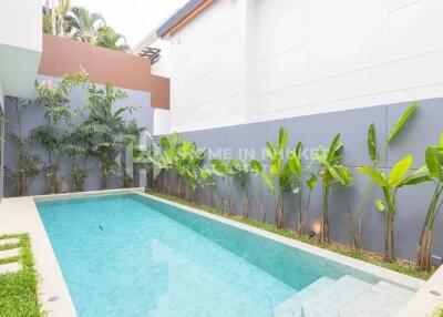 Two Storey Pool Villa in Pasak