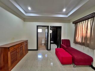 Private 2 Storey House for Sale in Jomtien